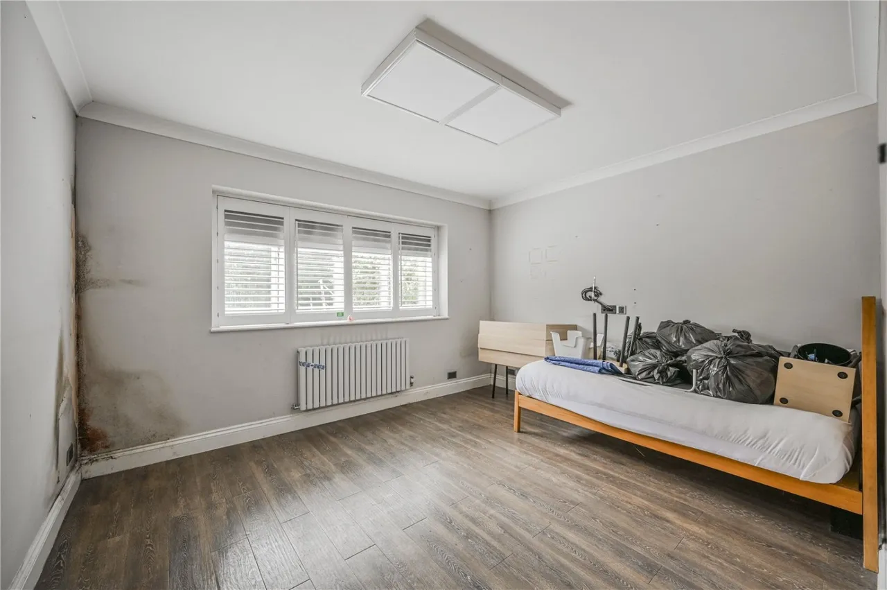 Warwick Road, London, N11, photo 6