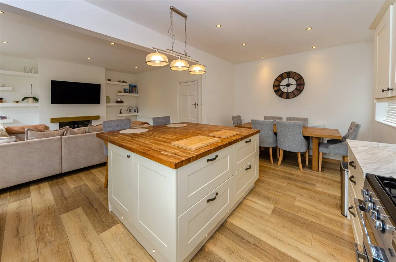 Llannerch Road West, Rhos on Sea, photo 6