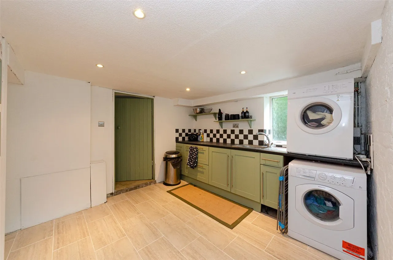 Llannerch Road West, Rhos on Sea, photo 19