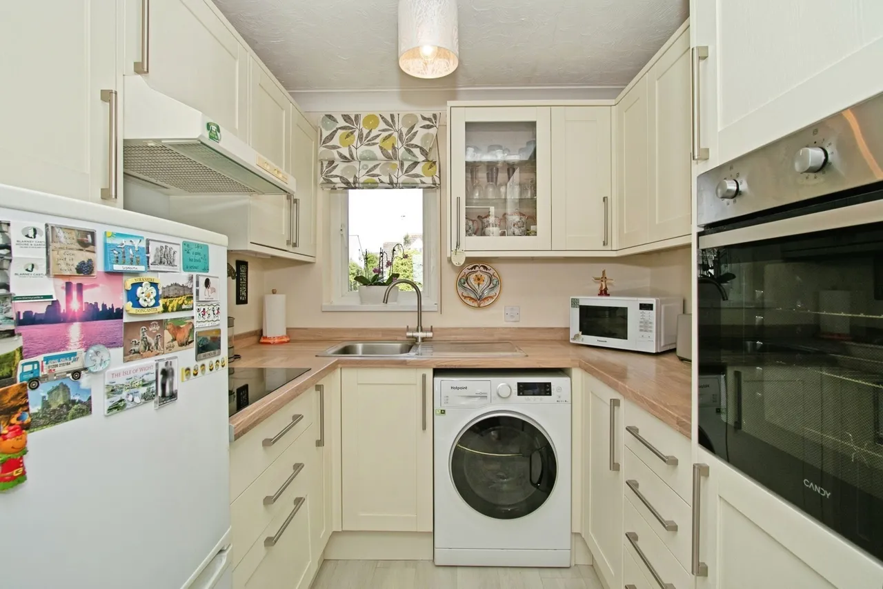 Emslie Road, Falmouth, TR11, photo 7