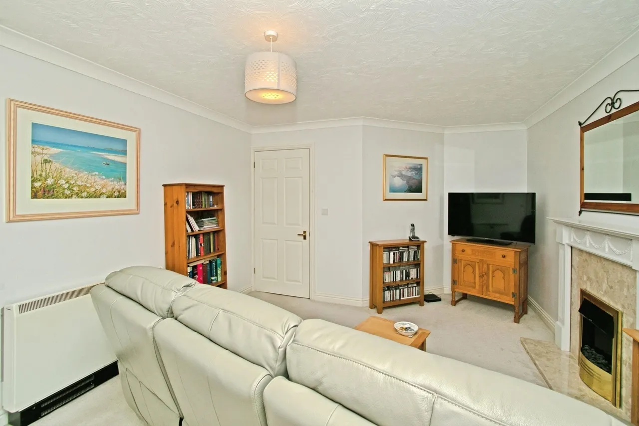 Emslie Road, Falmouth, TR11, photo 9