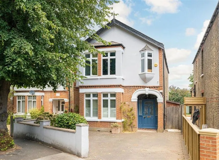 5 bed house for sale — Cromwell Road, Teddington, TW11