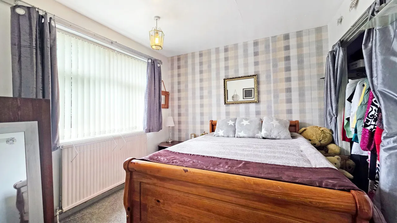 Douglas Street, Swinton, M27, photo 14