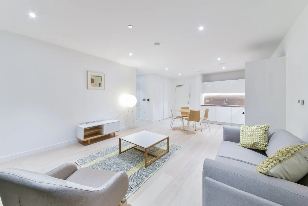 Schooner Road, Royal Docks, E16, photo 3