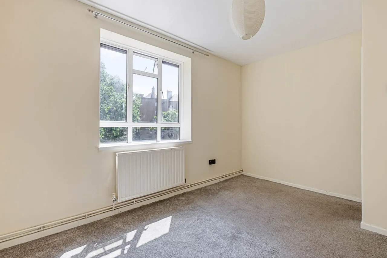Kingswood Estate, London, Greater London, photo 10