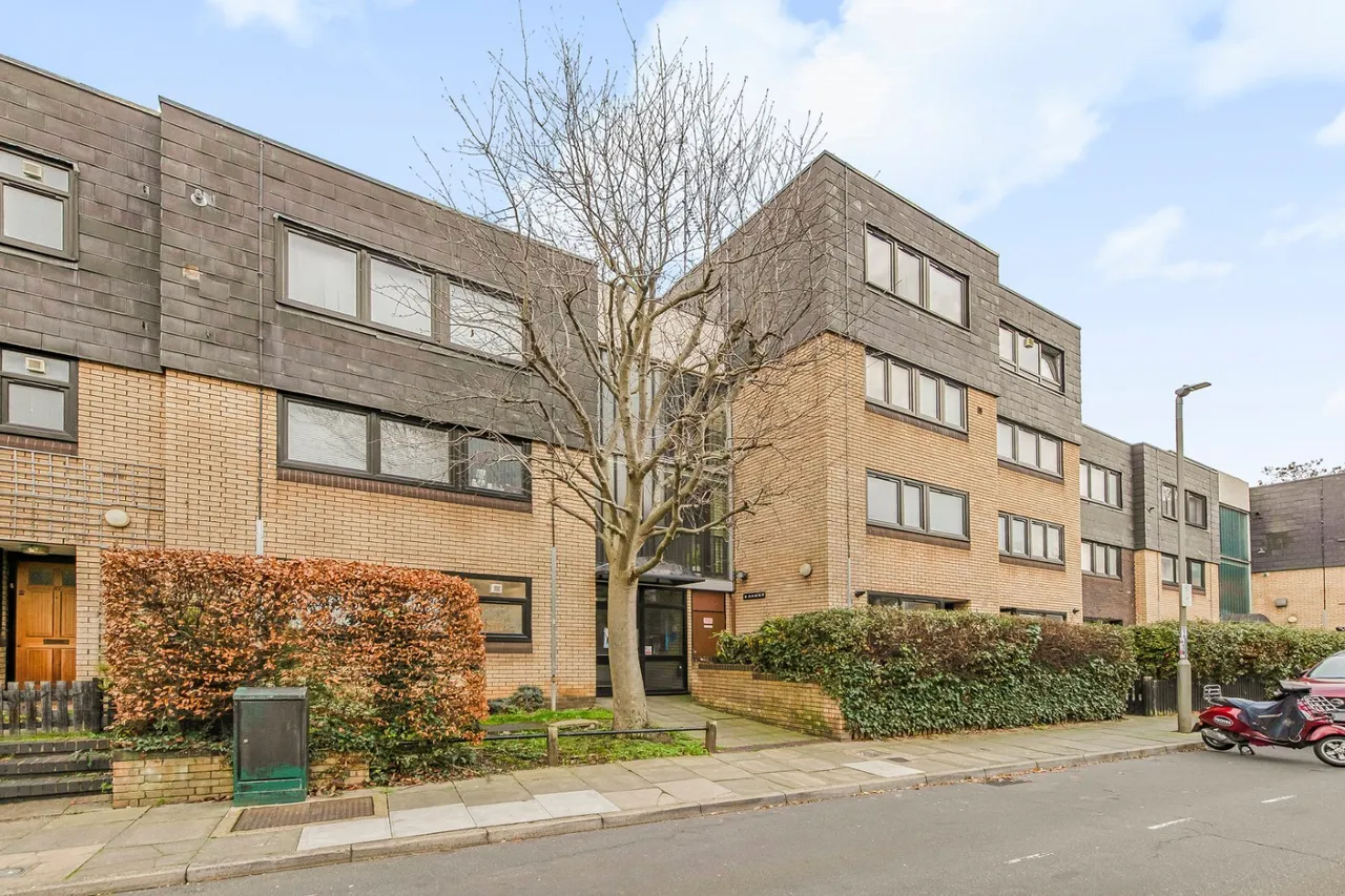 Ericcson Close, London, SW18, photo 7