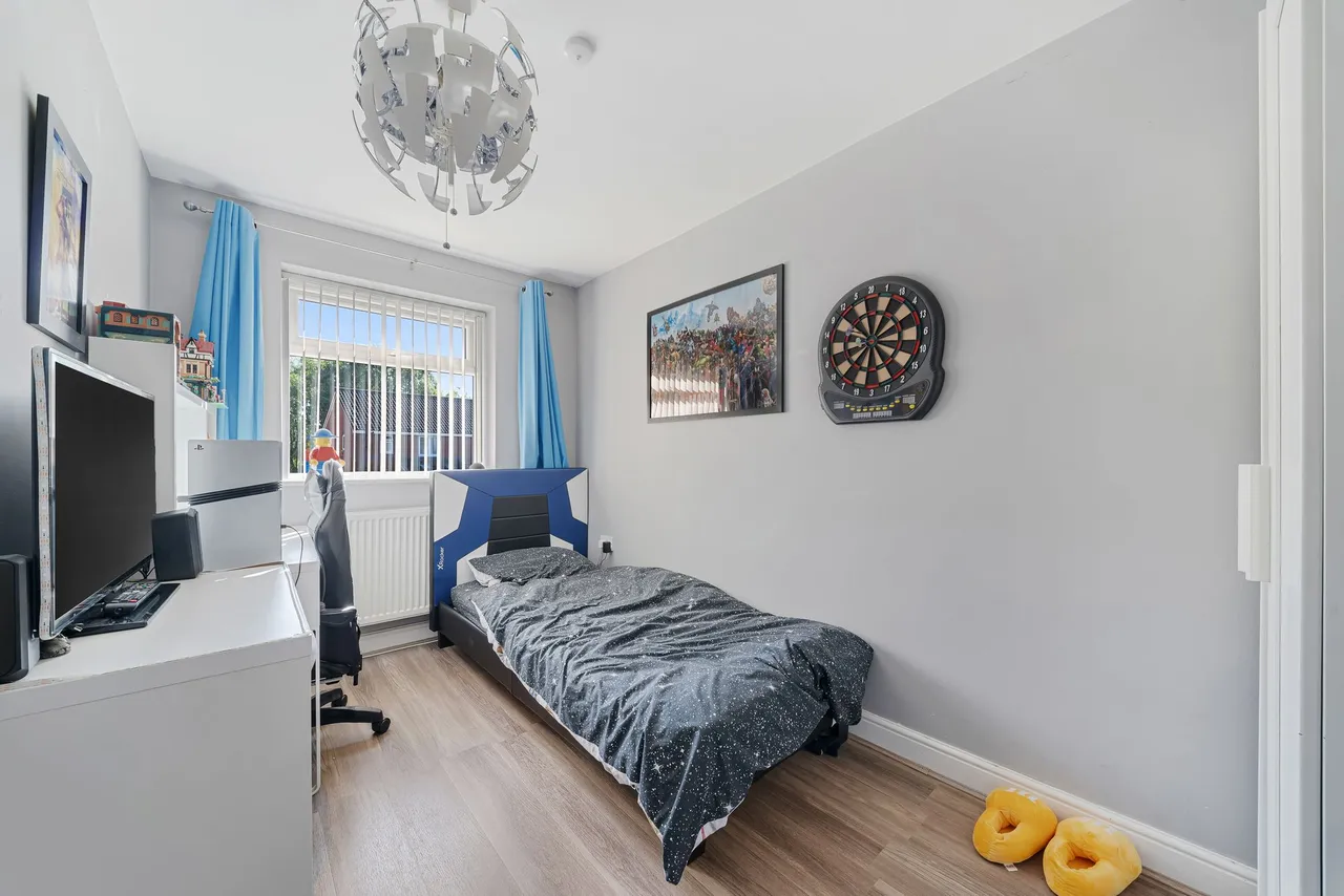 Ringway Road, Liverpool, L25, photo 18