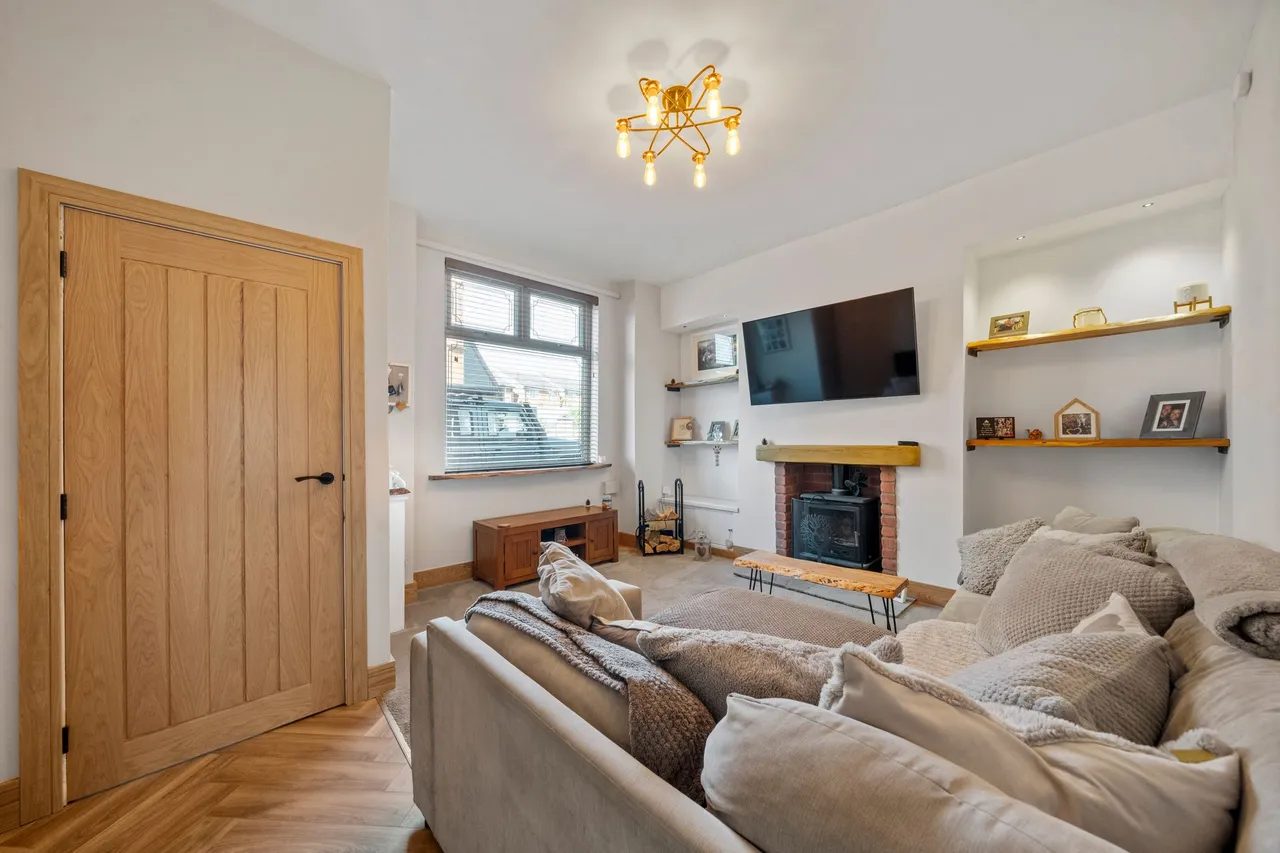 Church Road, Platt Bridge, Wigan, Wigan, WN2 3TB, photo 6