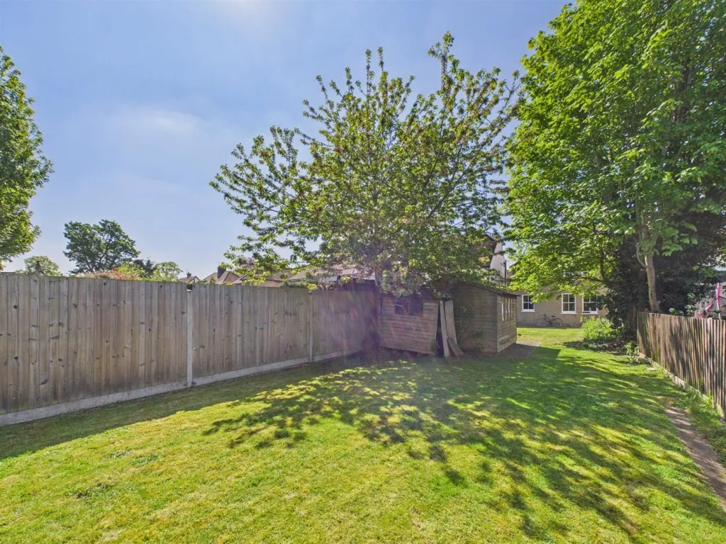 Highbridge Road, Aylesbury, photo 11