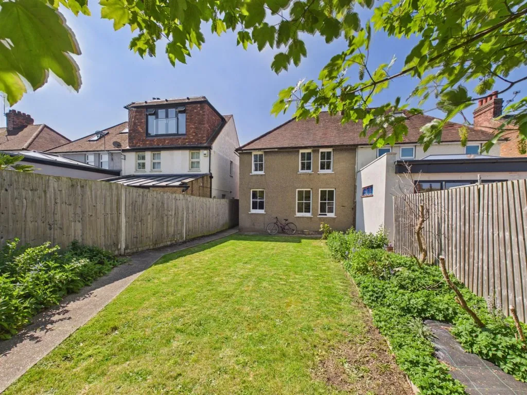 Highbridge Road, Aylesbury, photo 10