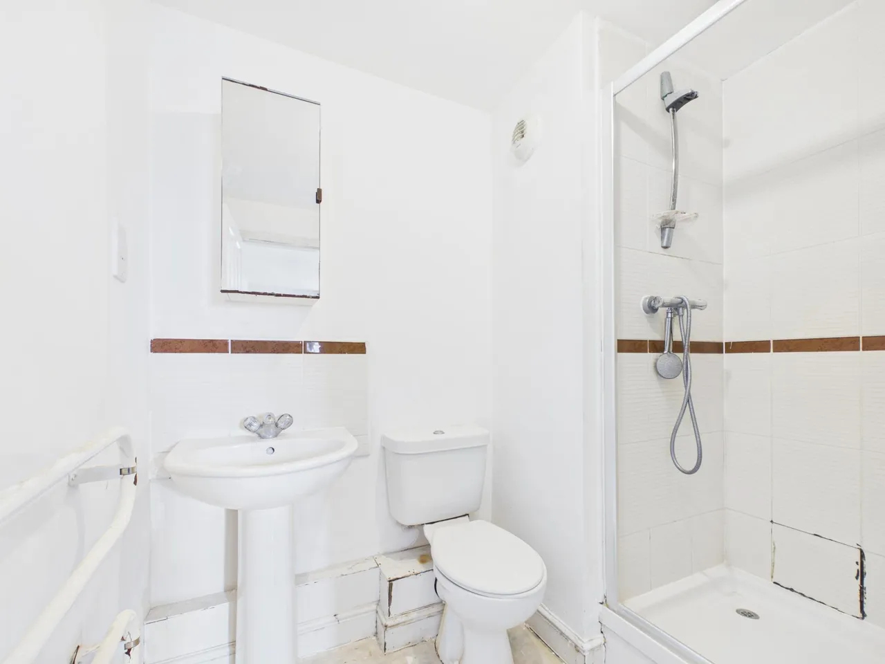 Alicia Crescent, Newport, NP20, photo 13