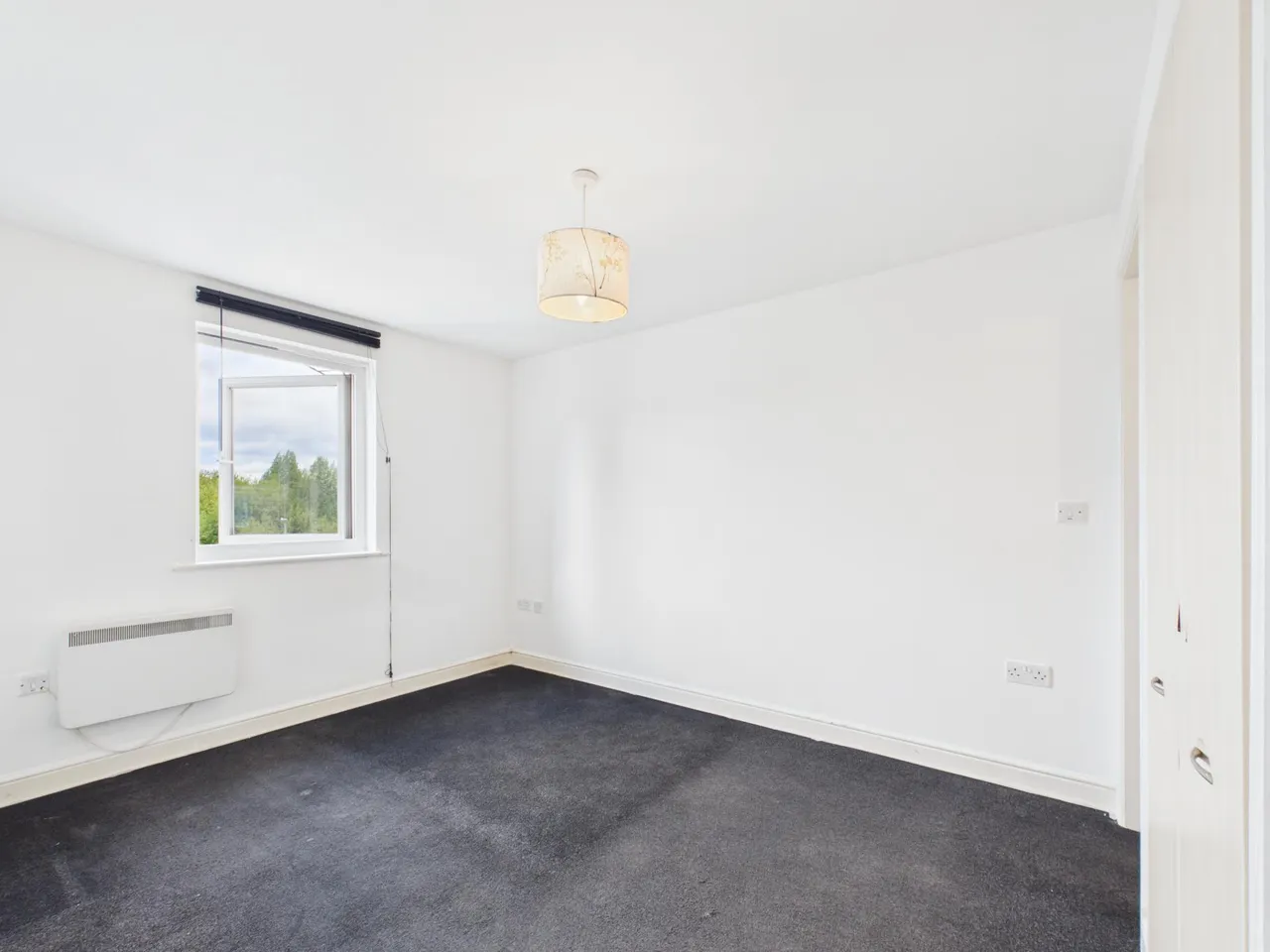 Alicia Crescent, Newport, NP20, photo 12