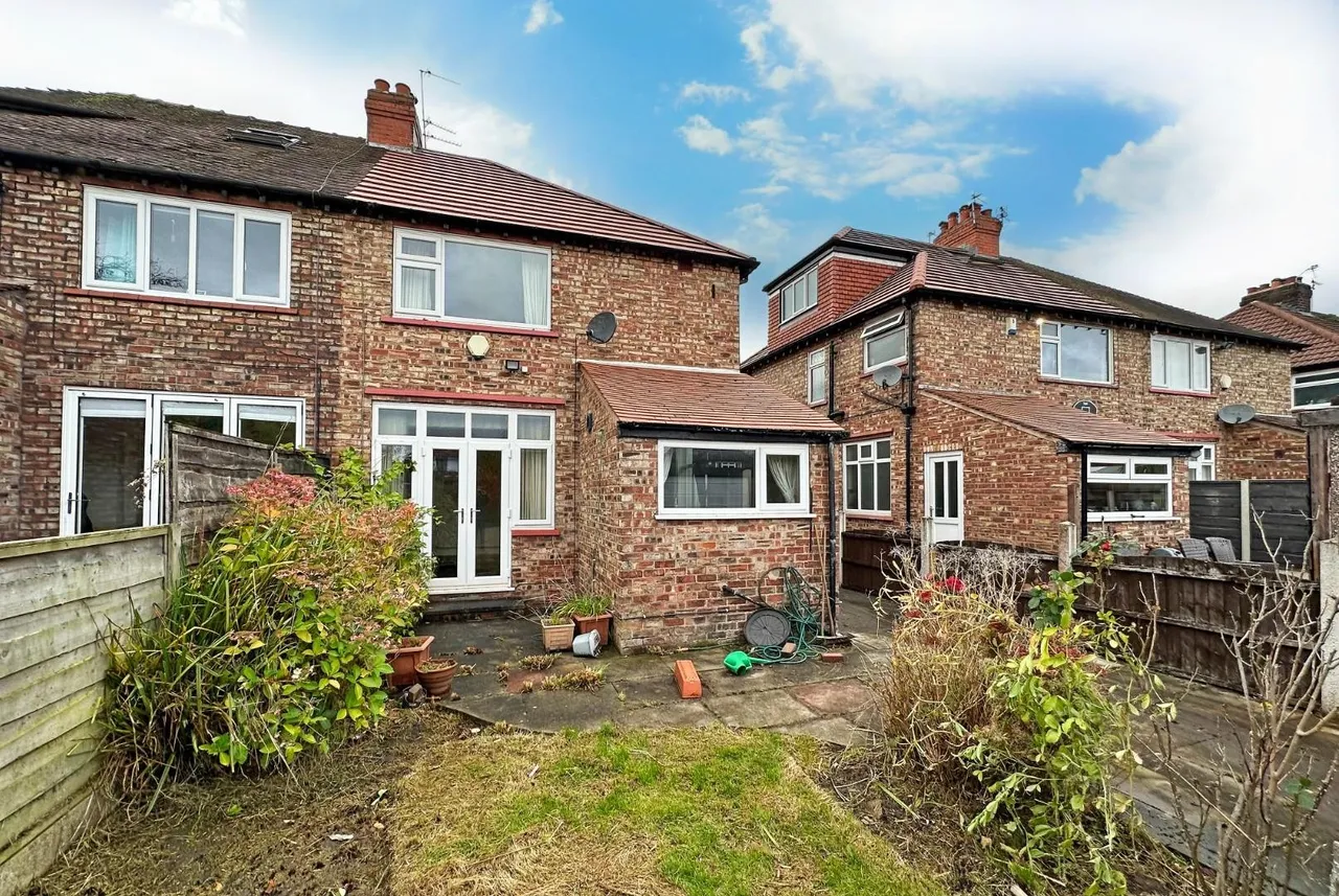 Beeston Avenue, Timperley, Cheshire WA15 7RU, photo 22