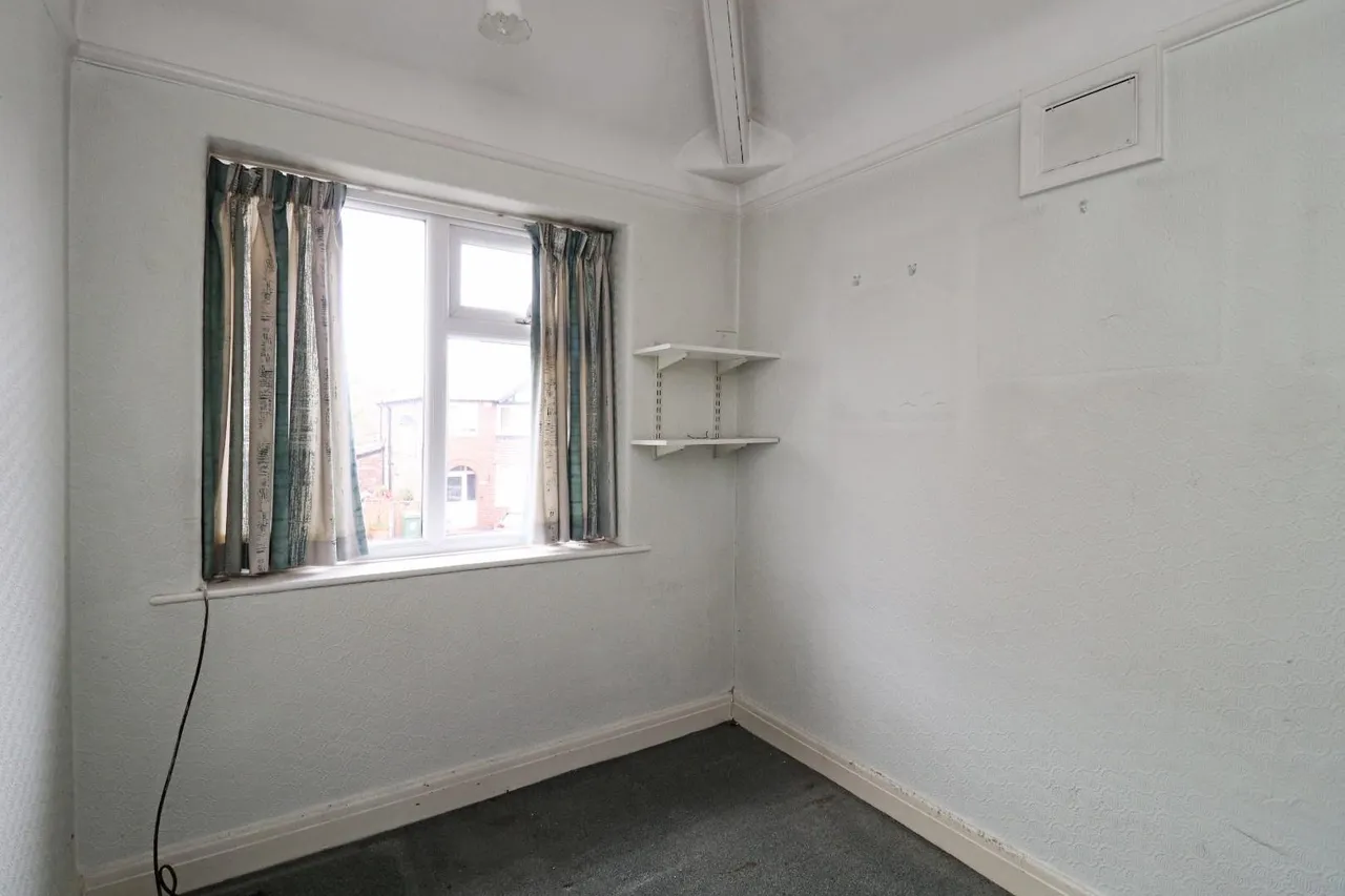 Beeston Avenue, Timperley, Cheshire WA15 7RU, photo 12