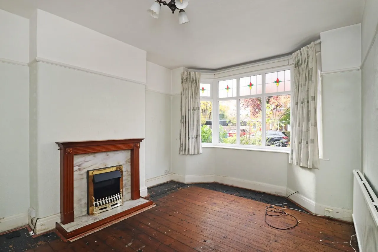 Beeston Avenue, Timperley, Cheshire WA15 7RU, photo 2