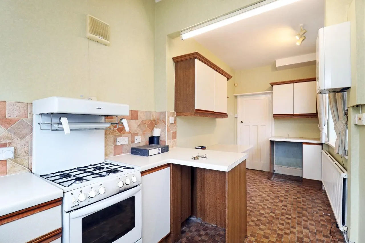 Beeston Avenue, Timperley, Cheshire WA15 7RU, photo 17