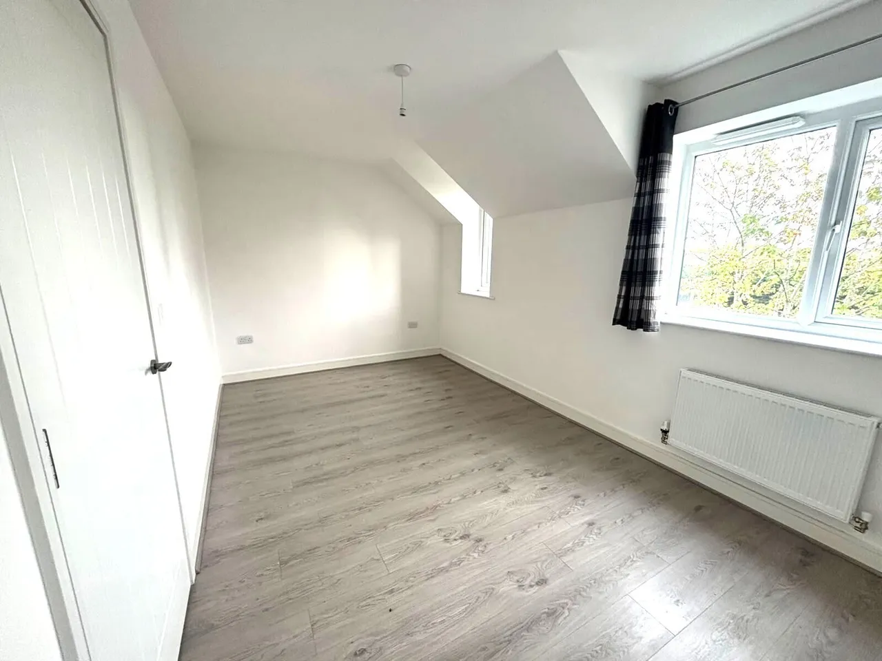 Guardsman Tony Downes Way, Droylsden, M43, photo 9