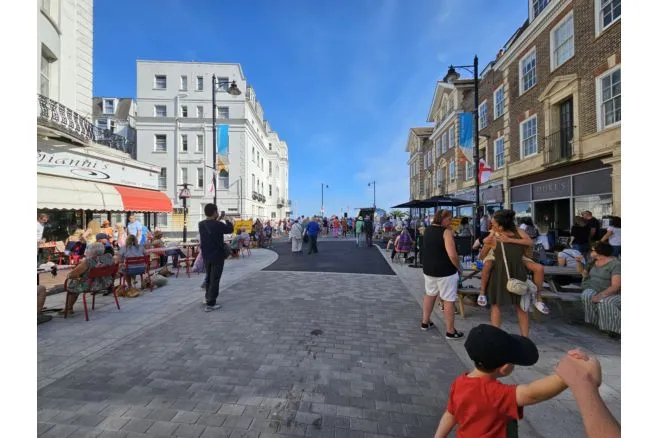 Terminus Road, Eastbourne, BN21, photo 17