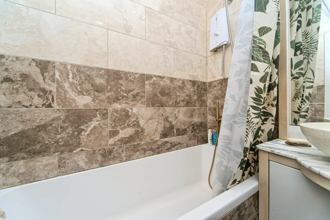 Terminus Road, Eastbourne, BN21, photo 14