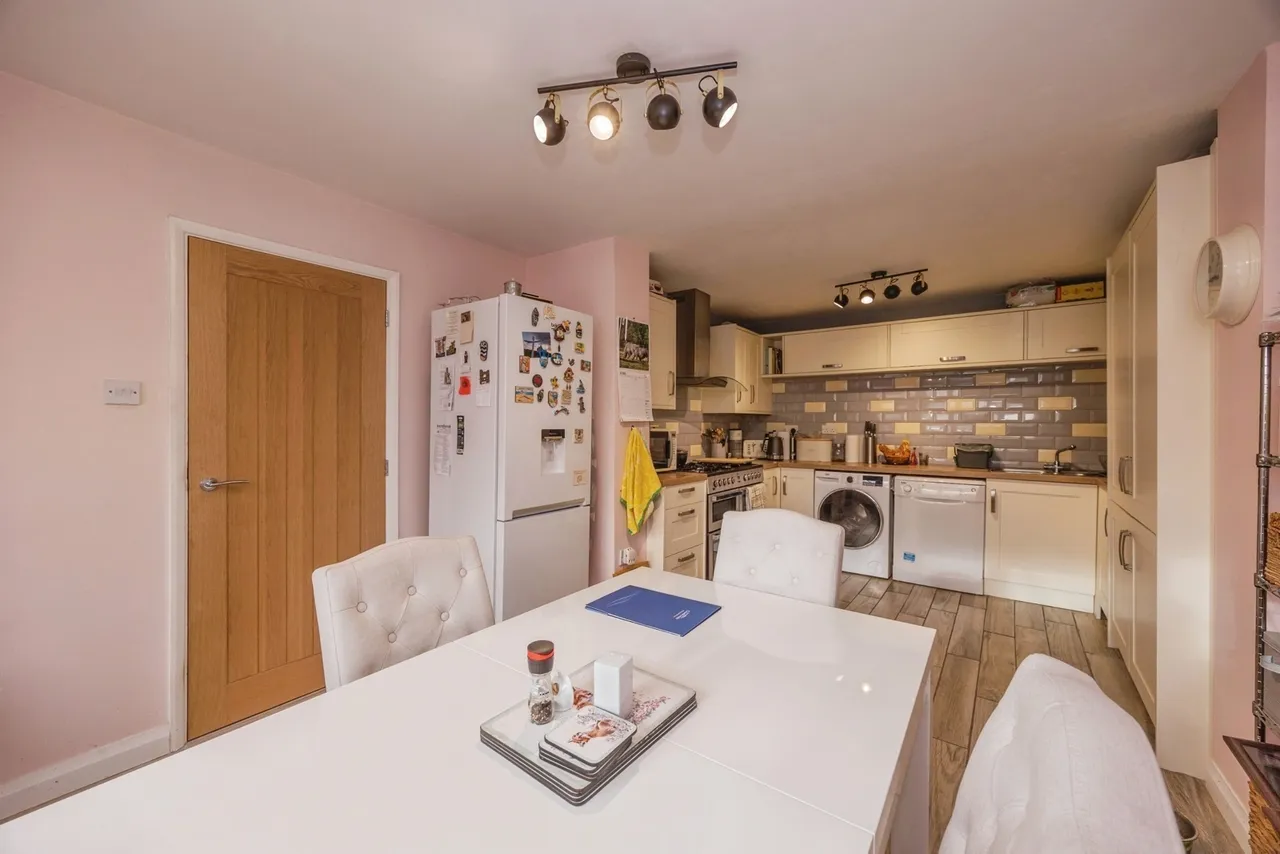 Galaxie Road, Waterlooville, PO8, photo 6