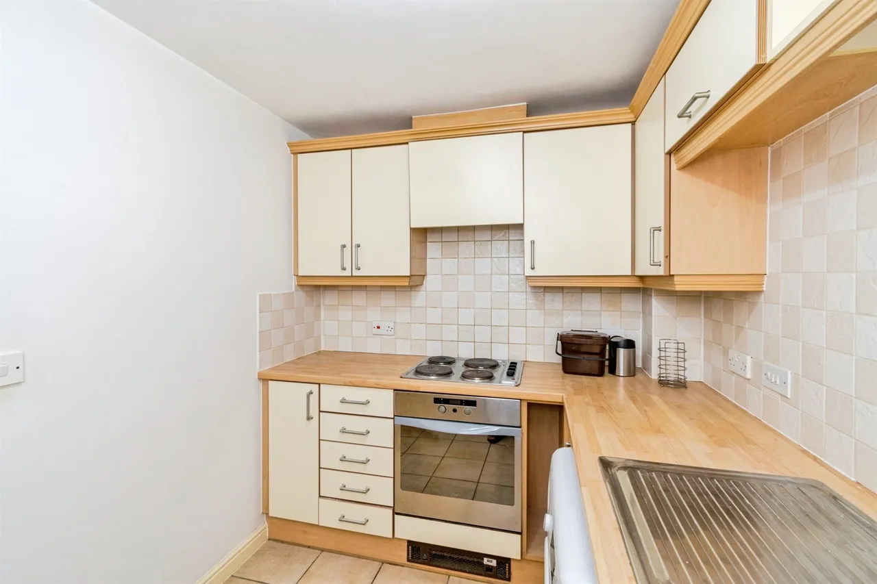 Hill Lane, SOUTHAMPTON, photo 6