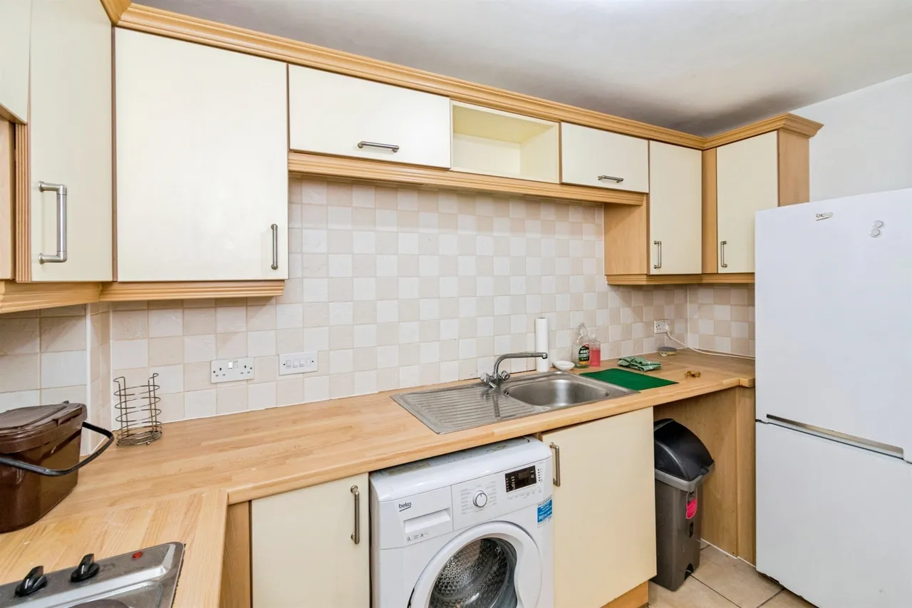 Hill Lane, SOUTHAMPTON, photo 7