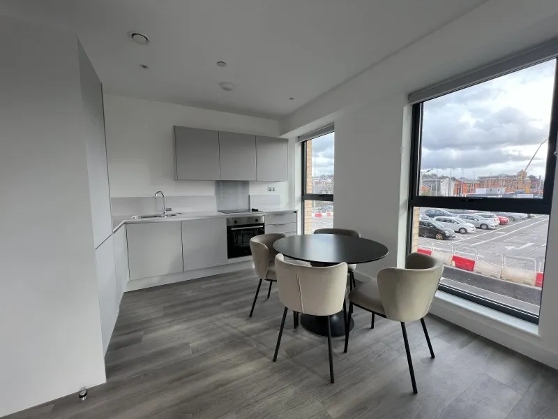 Station View, Guildford, GU1, photo 3