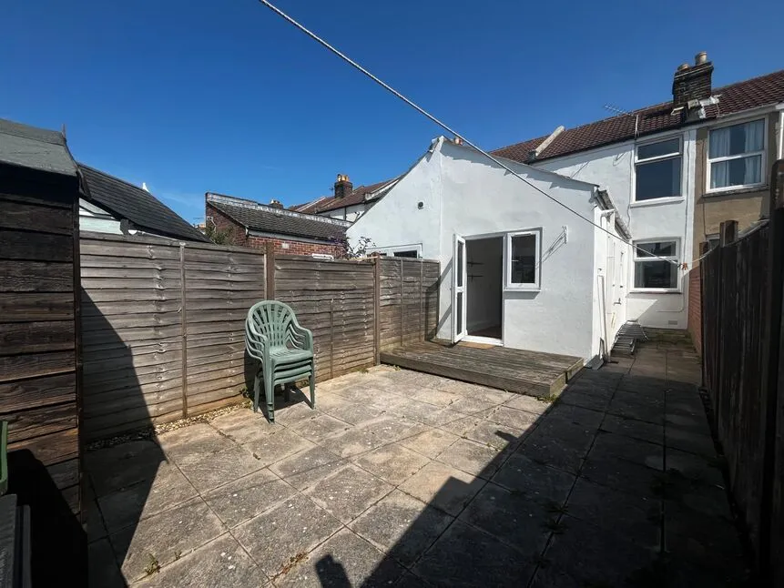 Suffolk Road, Southsea, PO4, photo 14