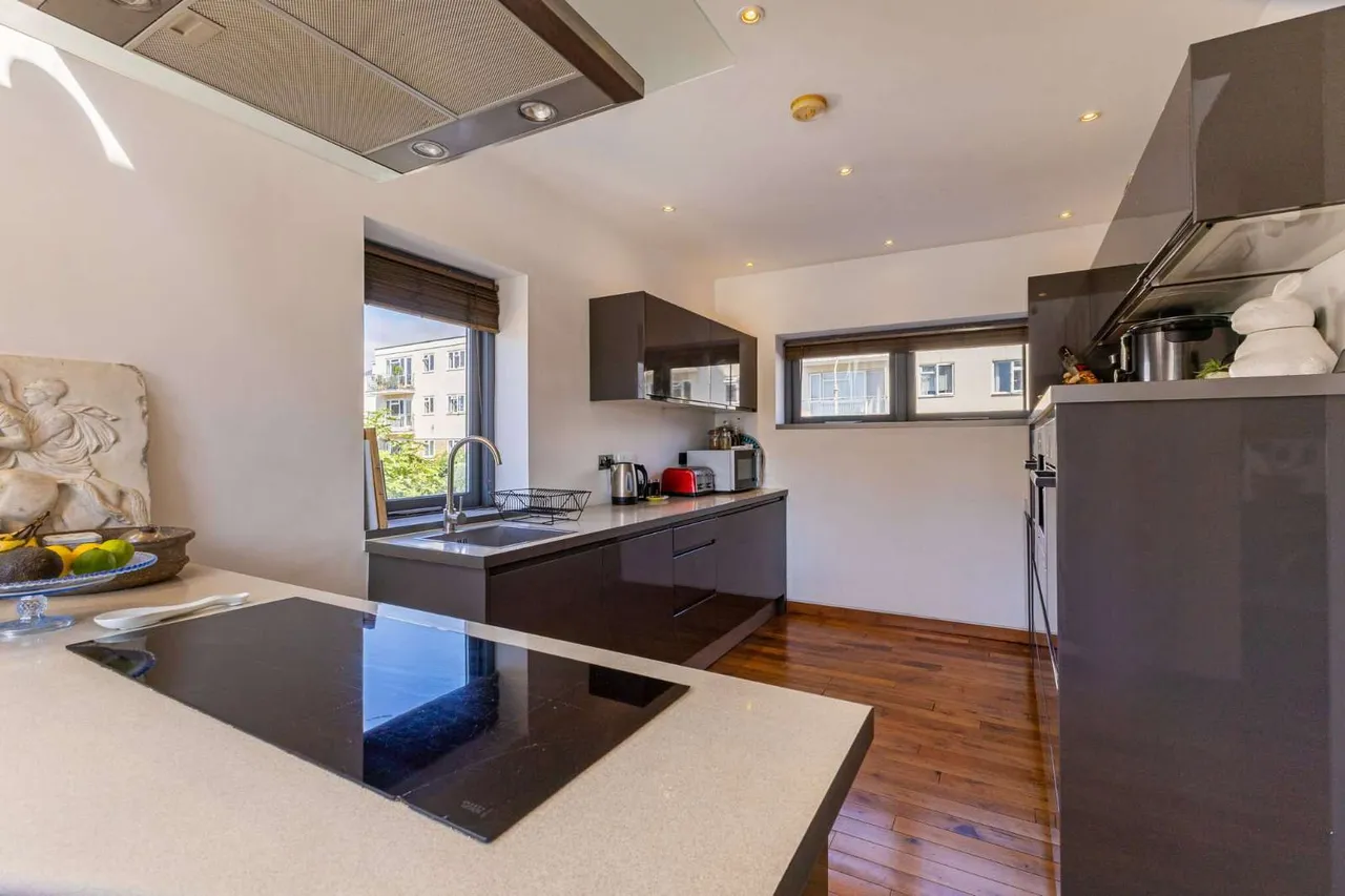 St. Johns Road, St. Leonards-on-Sea, East Sussex, TN37 6HP, photo 5