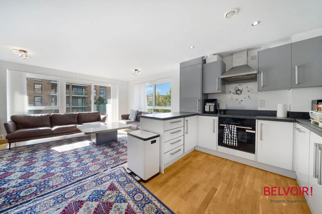 Zodiac Close, Edgware, HA8, photo 2