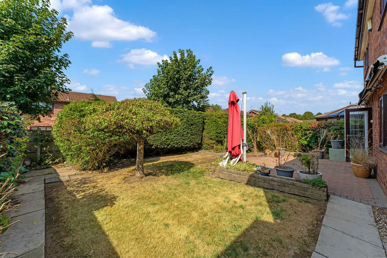 Cloverfield, Norton, Runcorn, Runcorn, WA7 6SN, photo 25