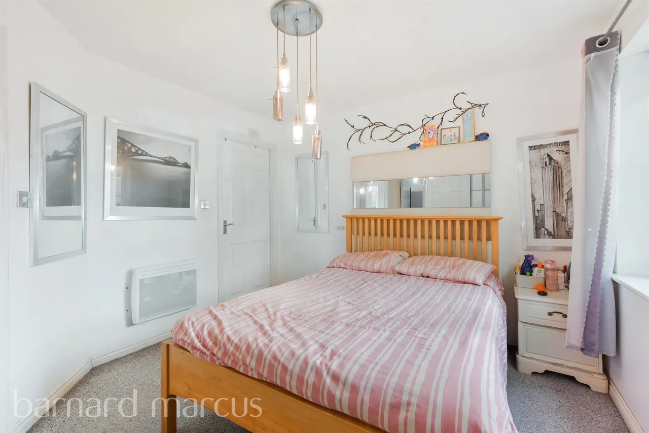 Rydons Way, Redhill, photo 8