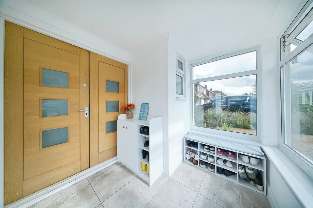 Ferndown Road, Solihull, B91, photo 3