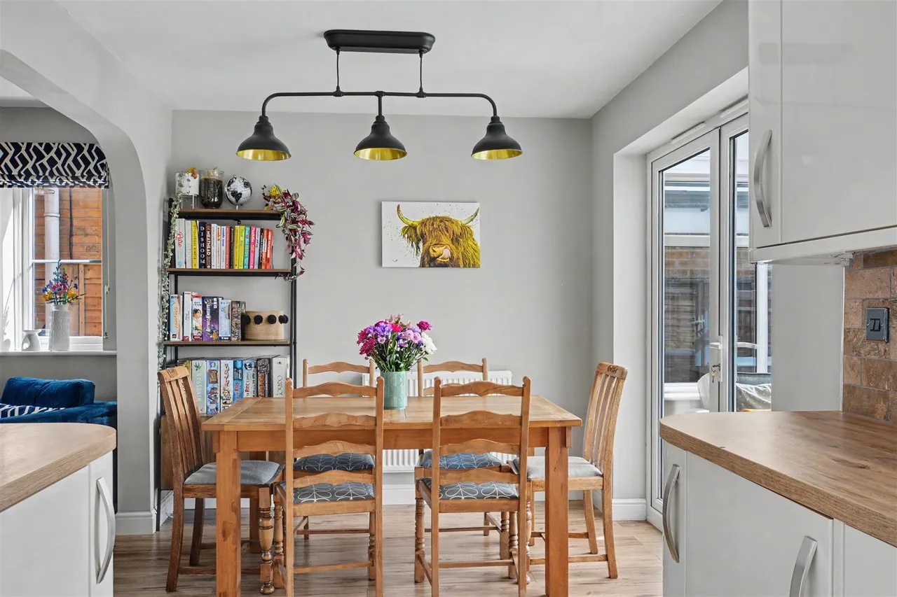 Somerleyton Drive, Ilkeston, DE7, photo 8