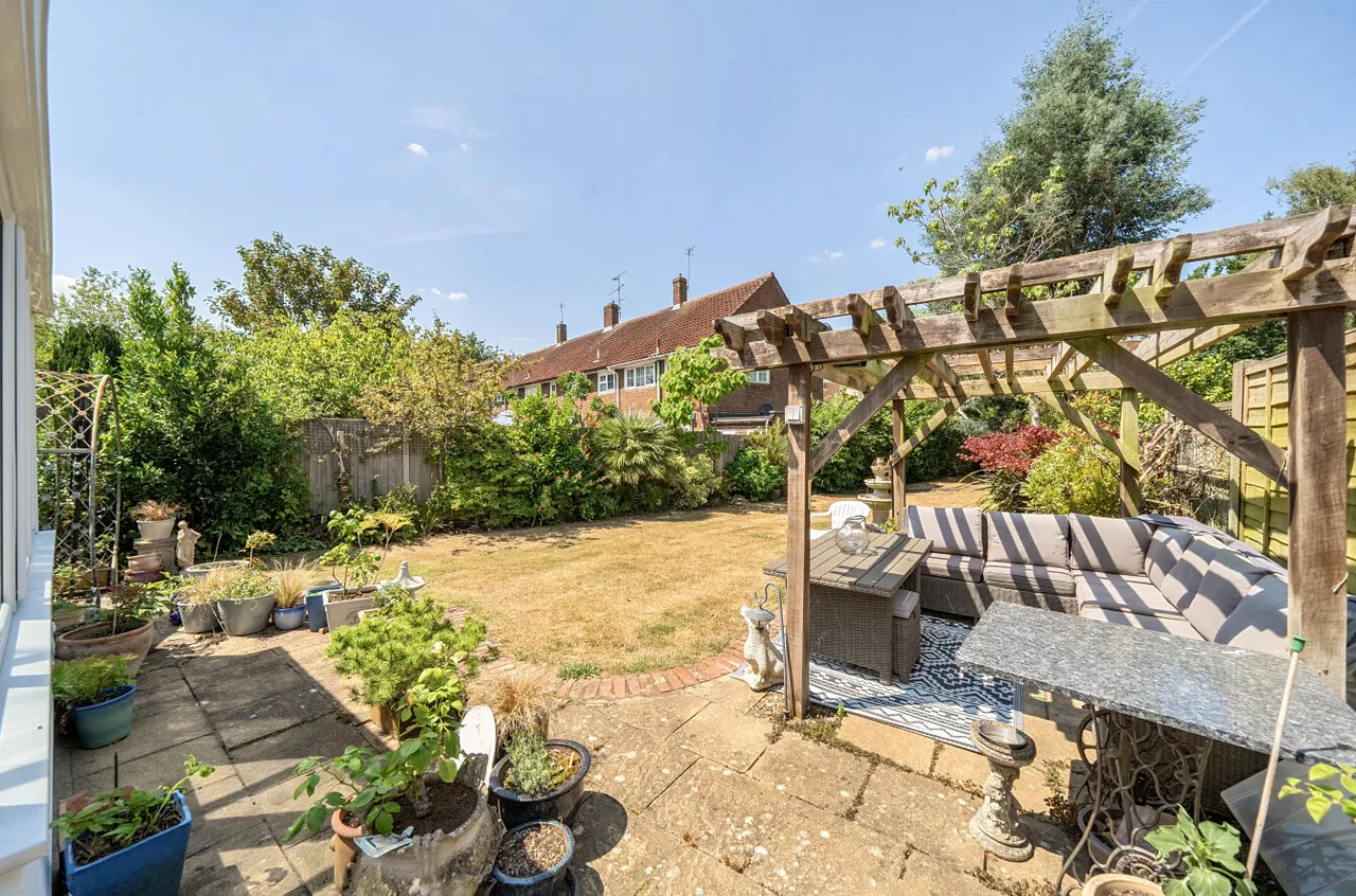 Shepherds Lane, Bracknell, Berkshire, RG42 2BL, photo 4
