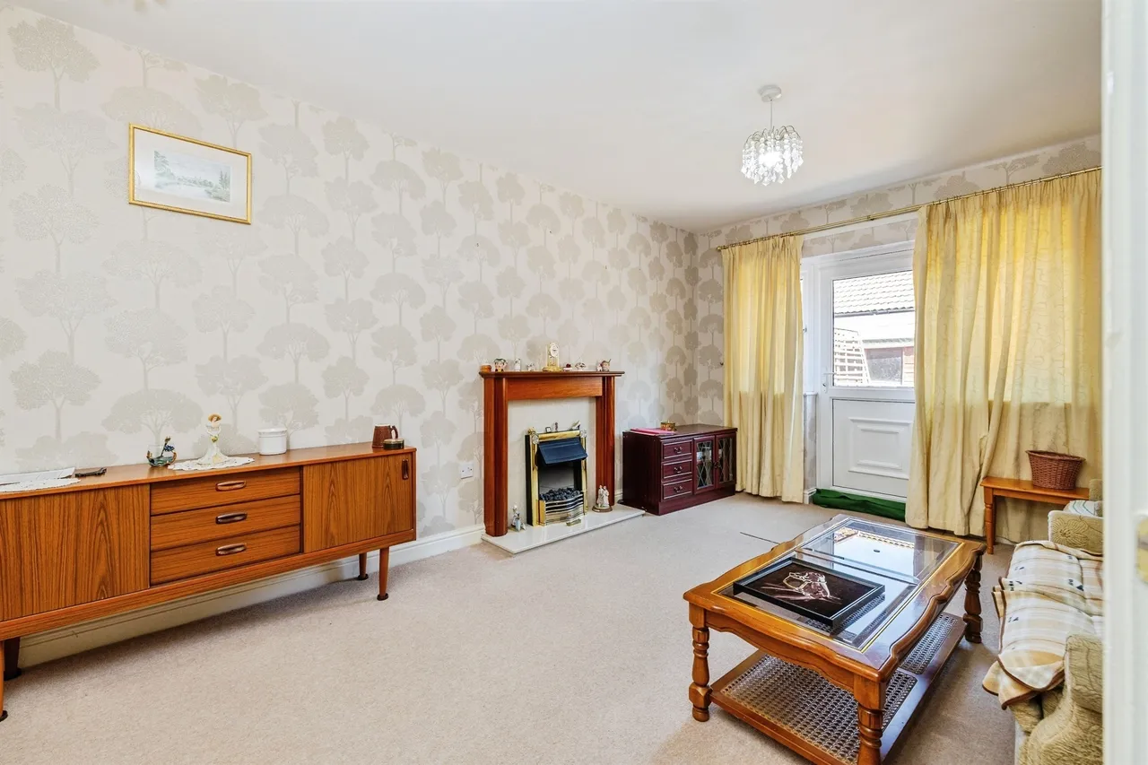 Greenaway Court, Cherry Willingham, Lincoln, photo 2
