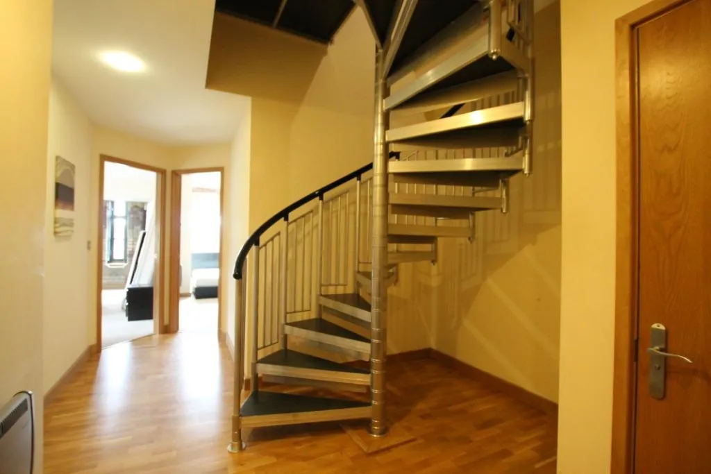 Salts Mill Road, Shipley, BD17, photo 3