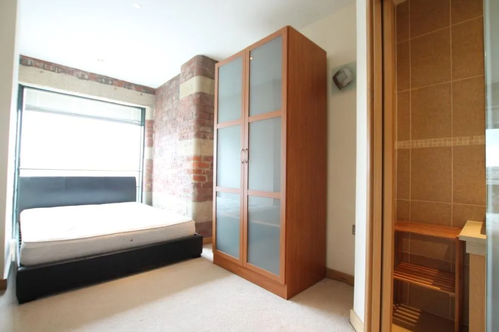 Salts Mill Road, Shipley, BD17, photo 4