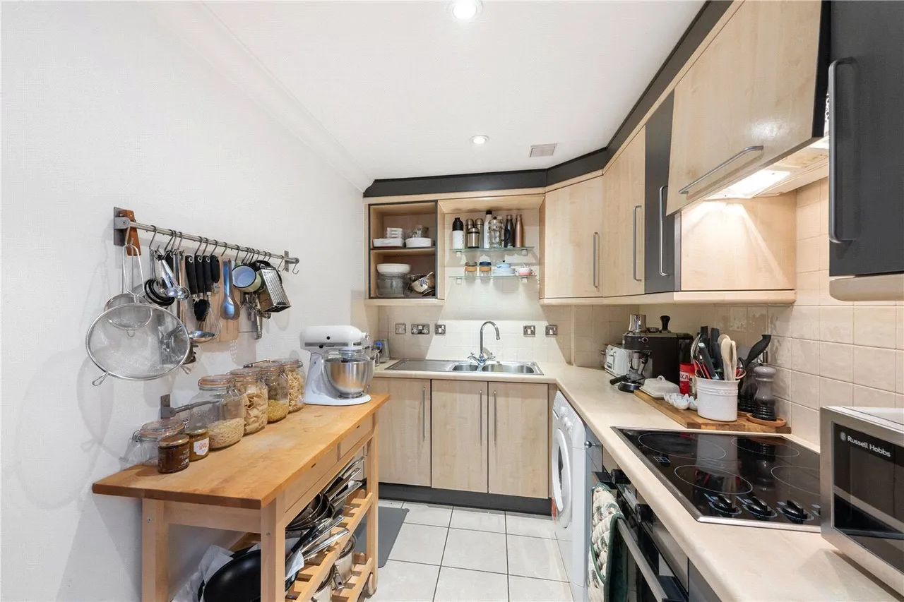 Melville Place, London, N1, photo 8