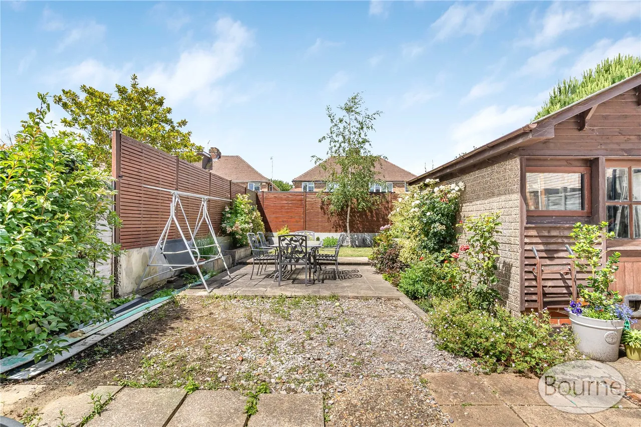 Rydes Hill Road, Guildford, GU2, photo 9