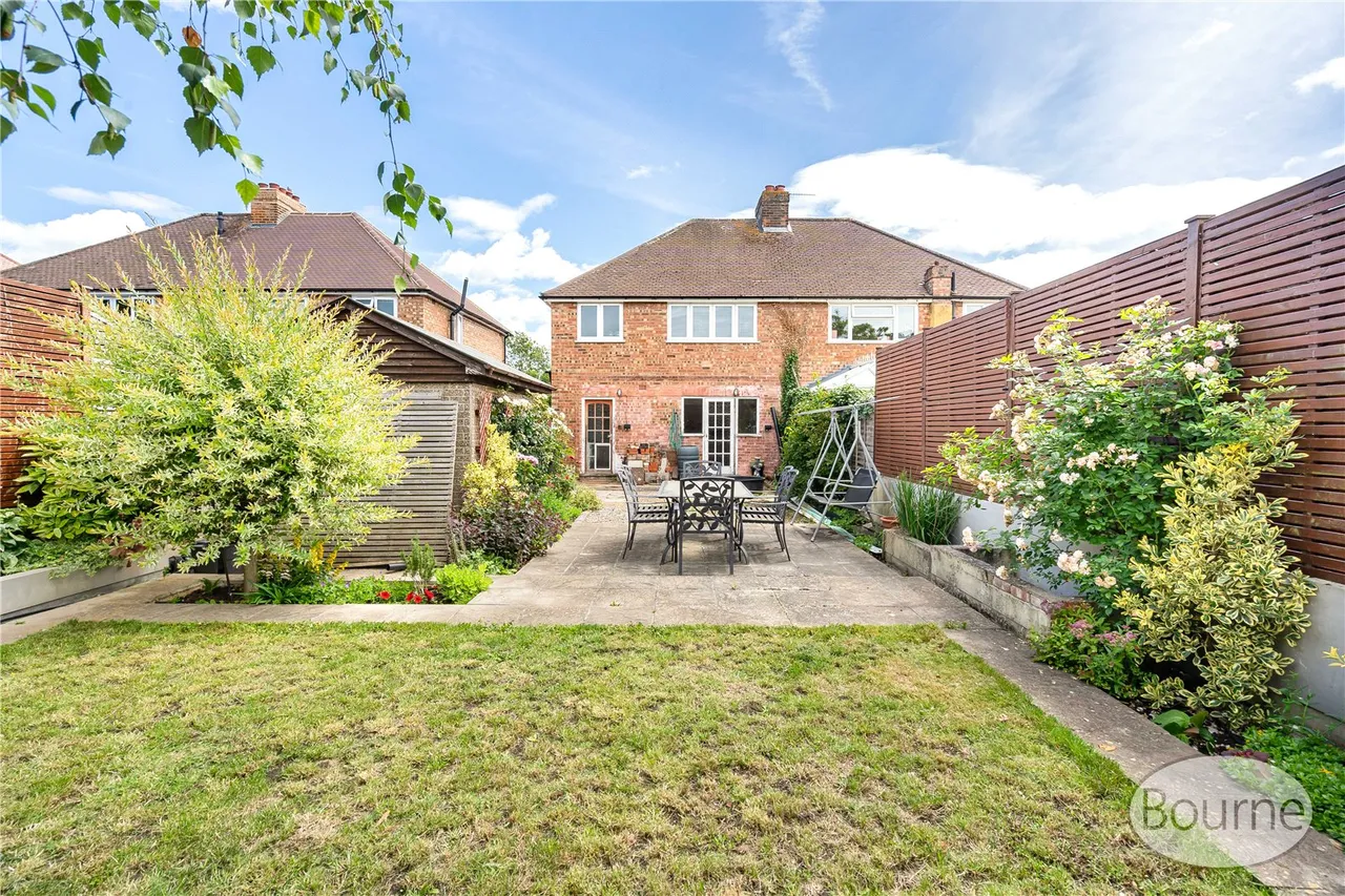 Rydes Hill Road, Guildford, GU2, photo 10