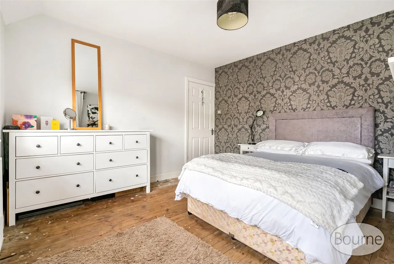 Rydes Hill Road, Guildford, GU2, photo 15