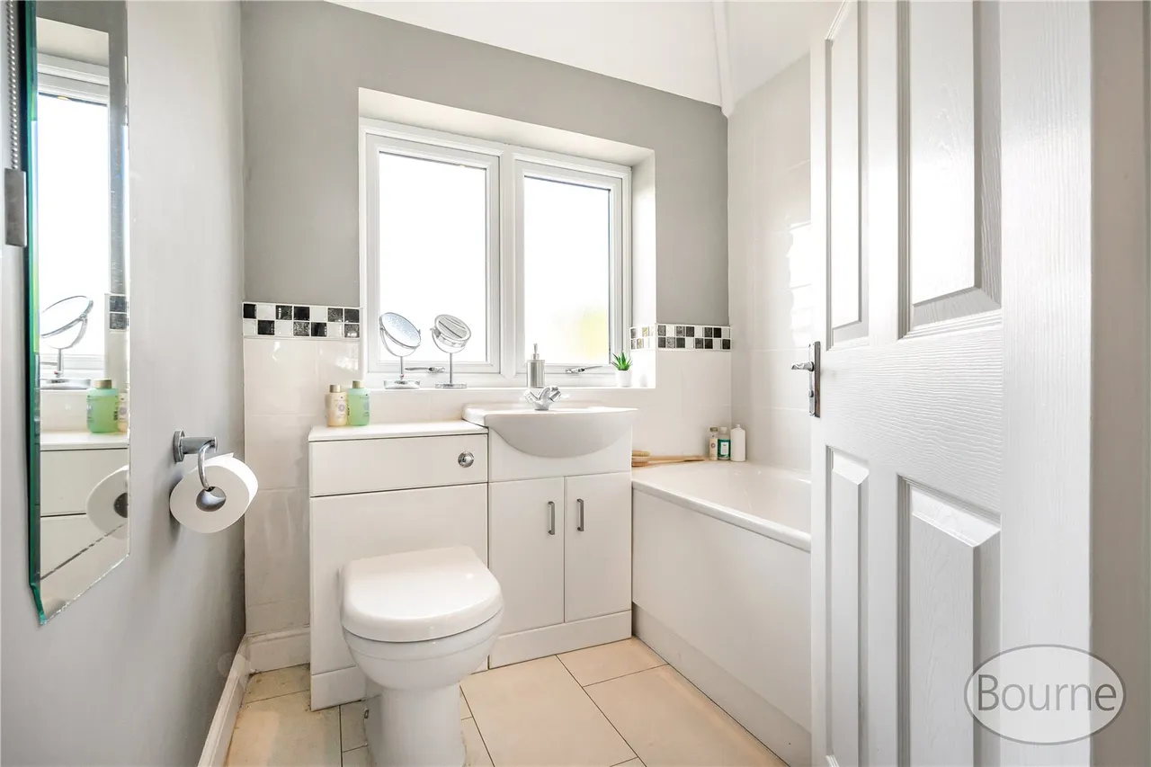 Rydes Hill Road, Guildford, GU2, photo 7