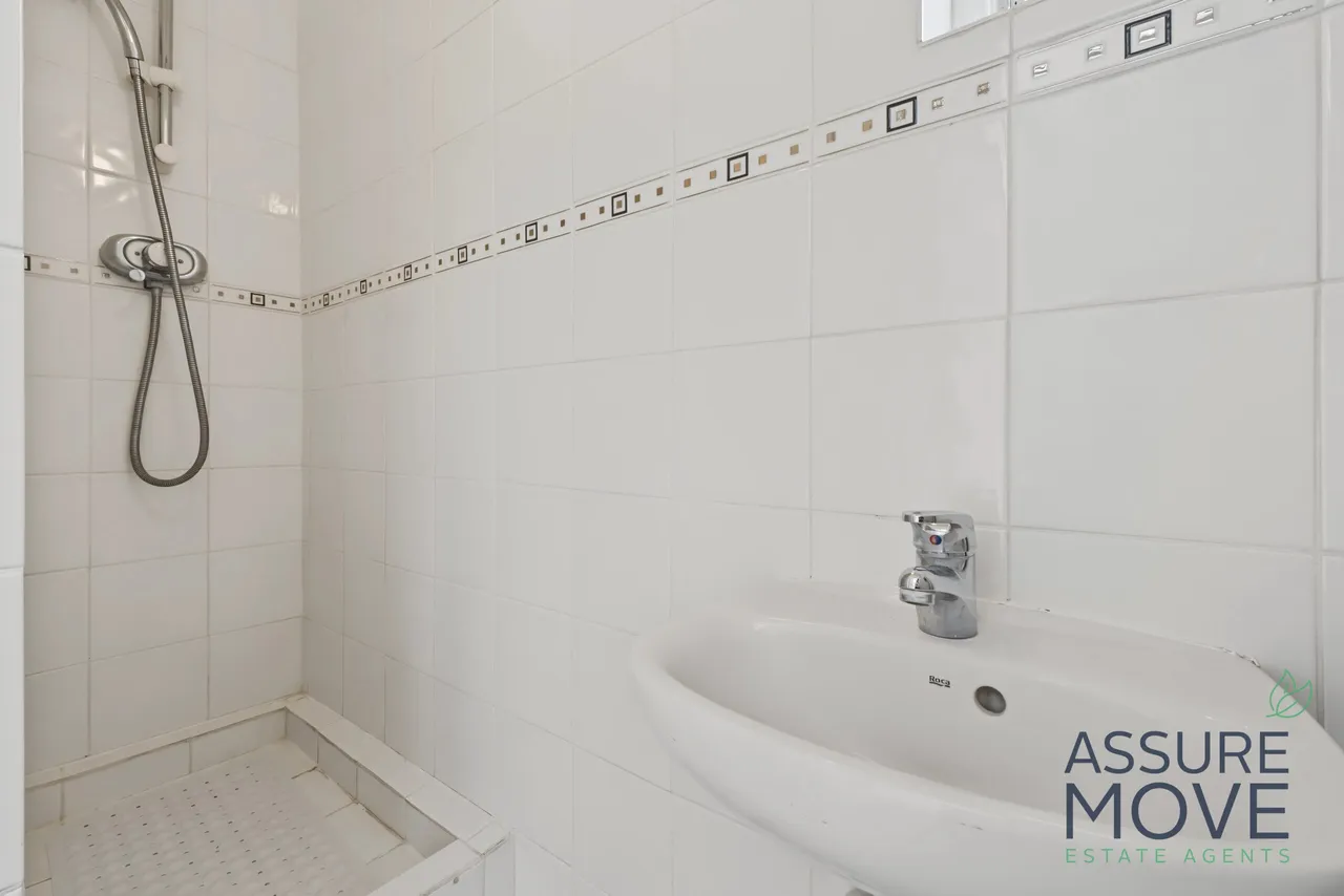 Oakleigh Road North, London, London, N20 0RJ, photo 7