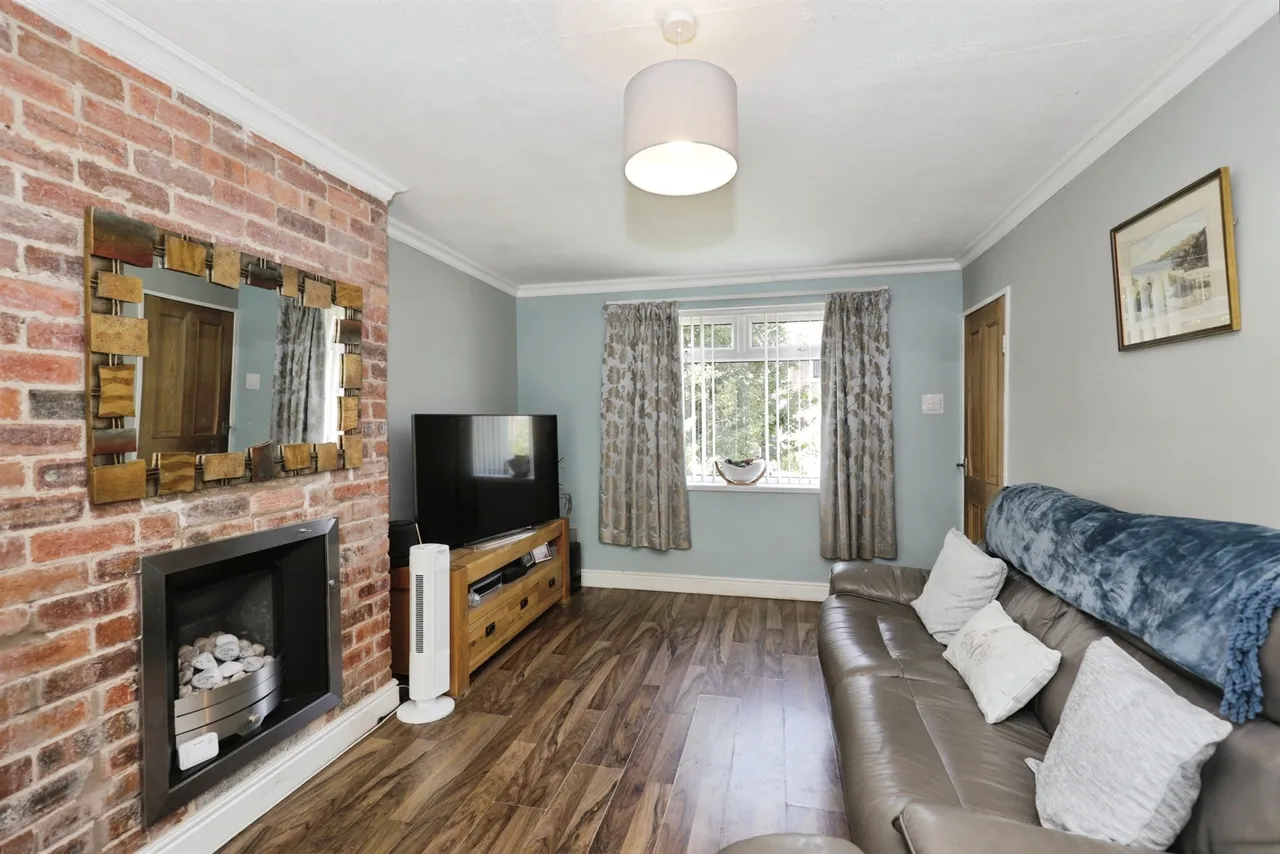 Woodfield Avenue, Harrogate, photo 7