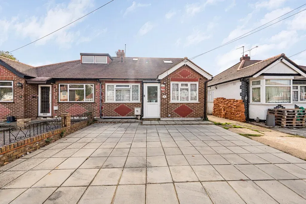 4 bed house for sale, Sandown Way, Northolt, UB5