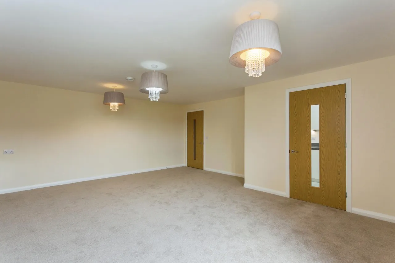 Burlington Gardens, Leyland, PR25, photo 17