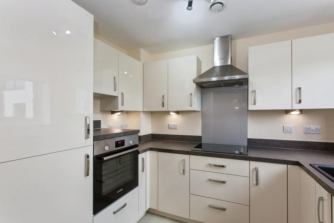 Burlington Gardens, Leyland, PR25, photo 15