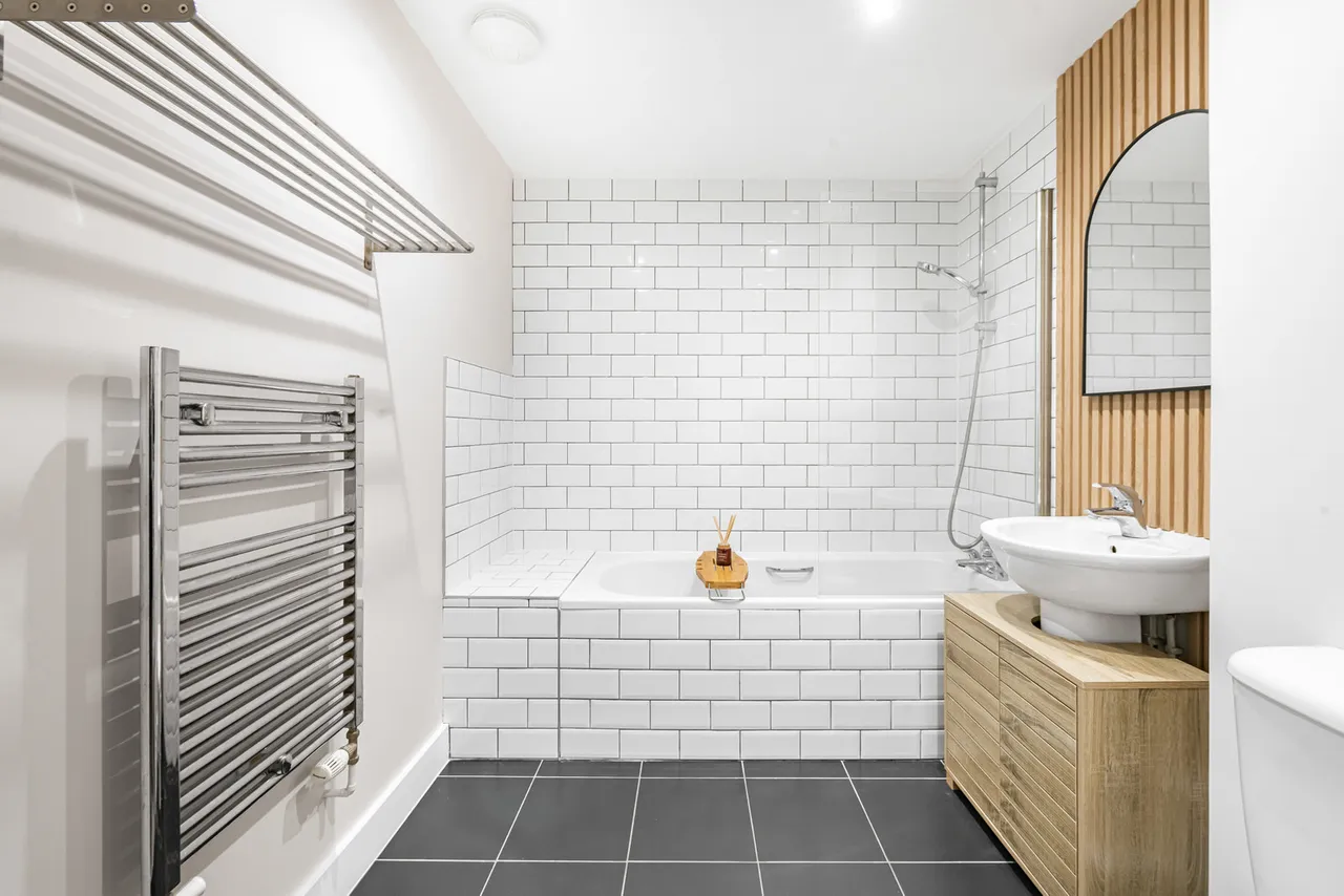 Watson Place, London, SE25, photo 24