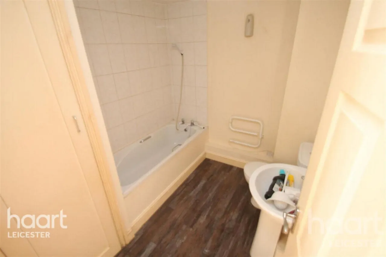 Fosse Road North, Leicester, LE3, photo 8